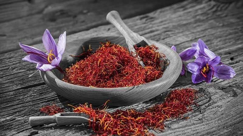 Nhụy hoa nghệ tây có tốt không? Sự thật về vàng đỏ và lợi ích cho sức khỏe